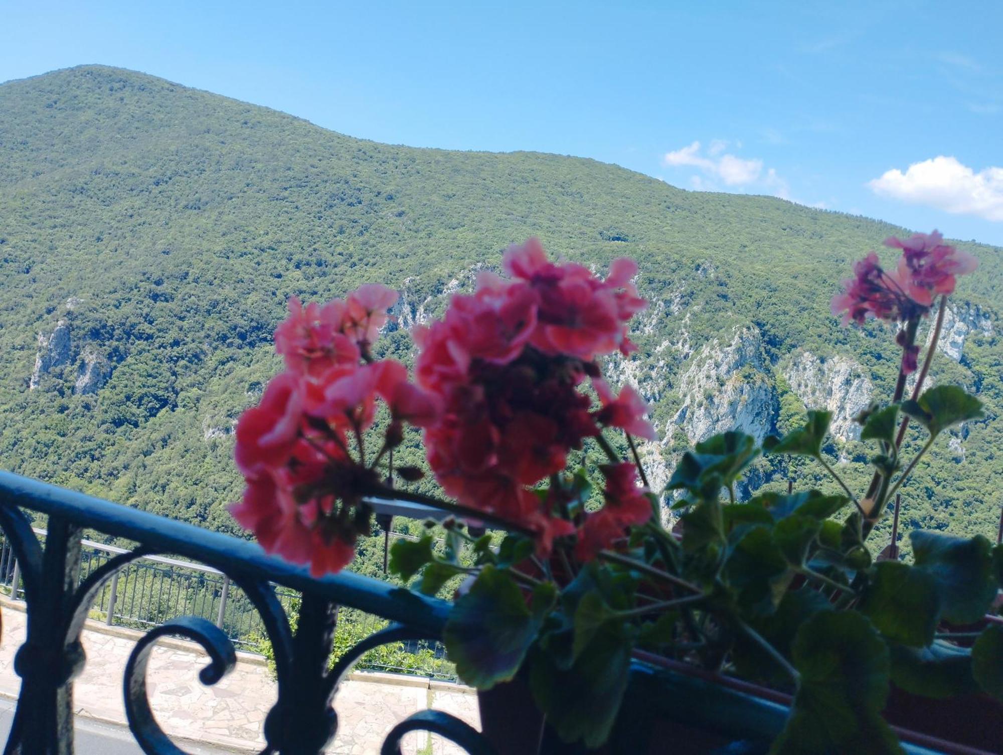 Maya : Casa Rustica Con Vista Panoramica Narni Exteriér fotografie